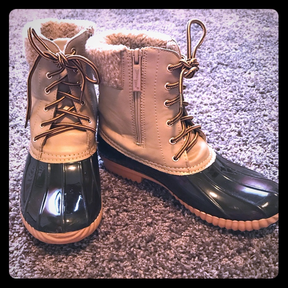 🦆 Duck Boots 🦆